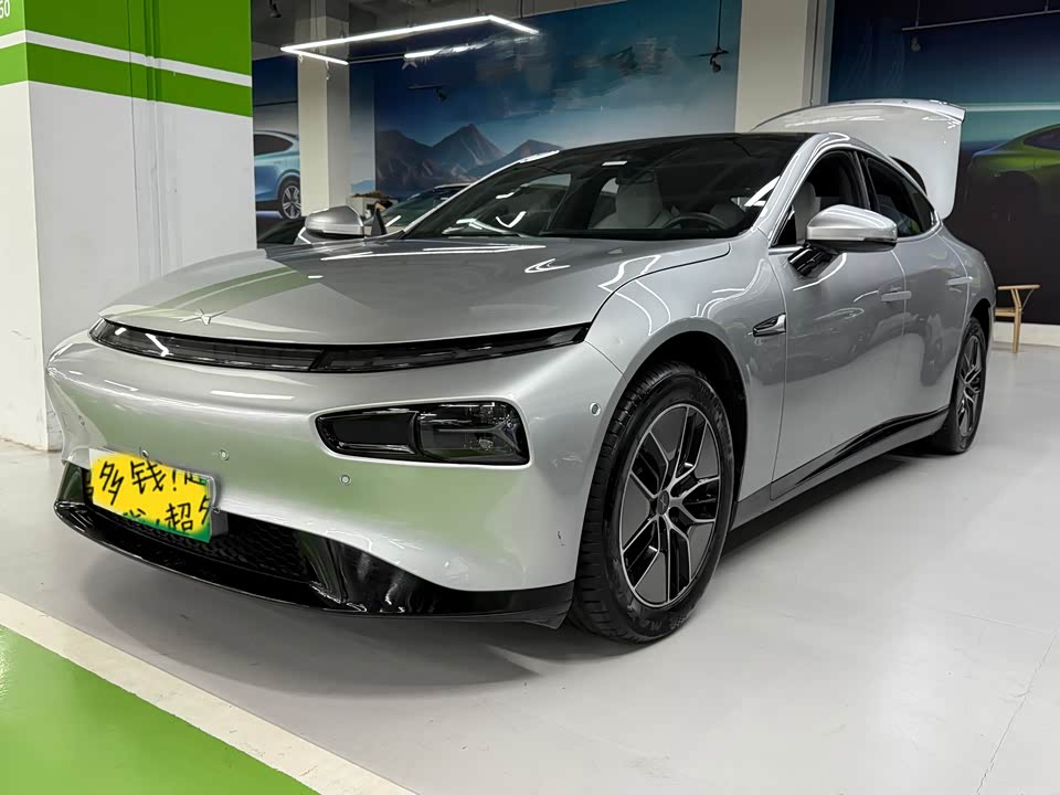 XPENG P7
