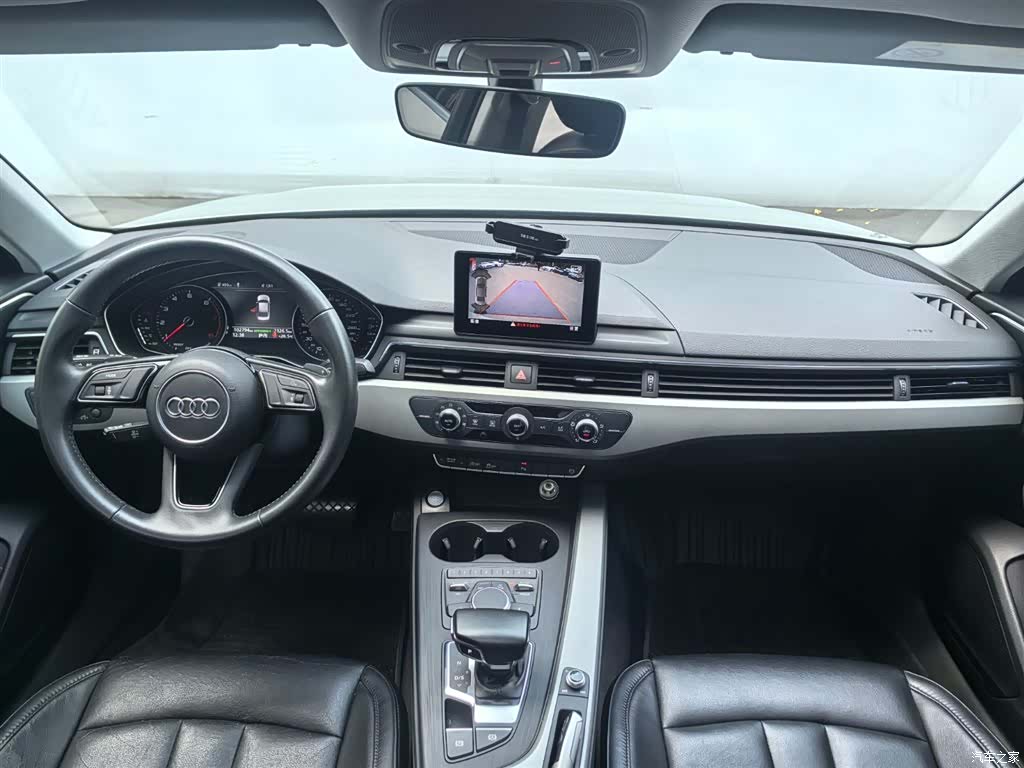 Audi A4L, 2018 9