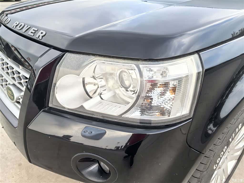 Land Rover i6, 2010 10