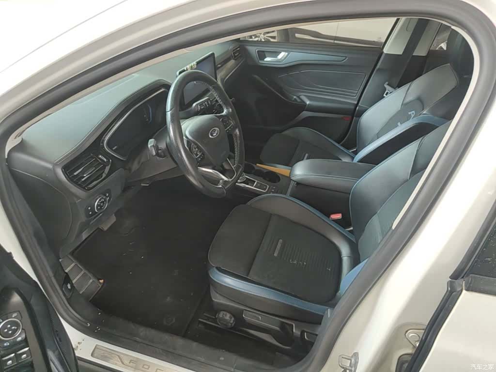 Ford Focus, 2021 15