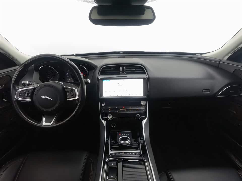 Jaguar XEL Jaguar XEL