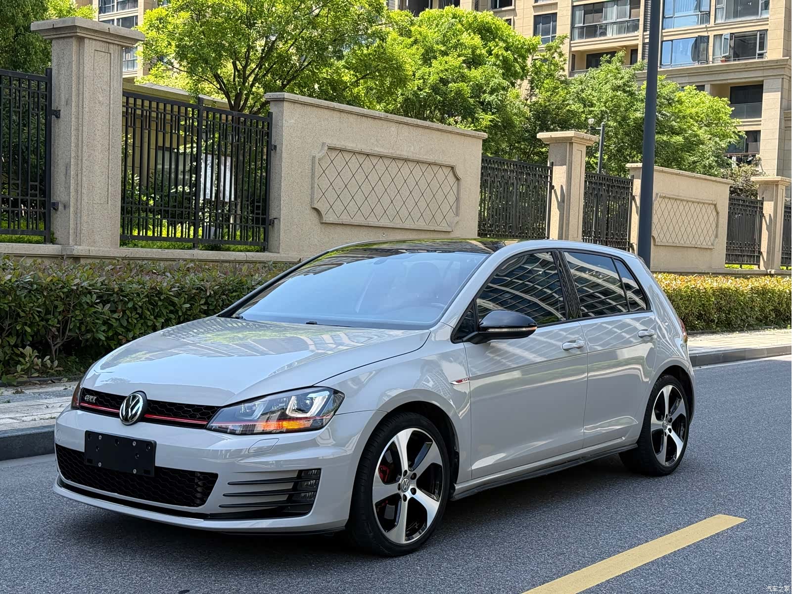 Volkswagen Golf, 2017 1