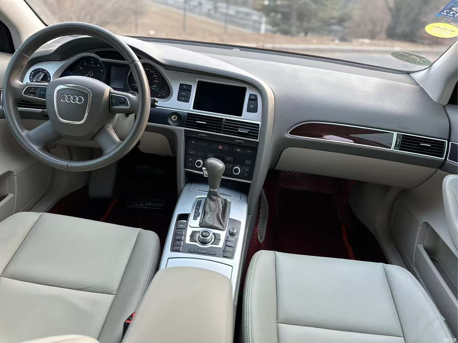Audi A6L, 2011 10