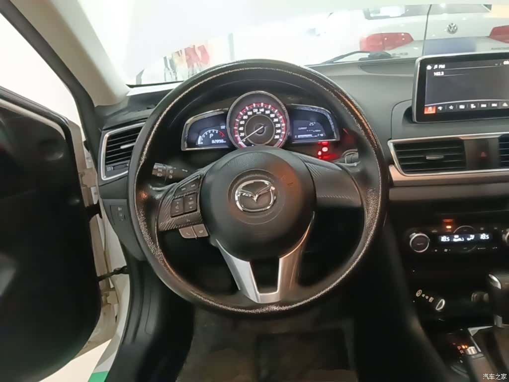Mazda Mazda3, 2016 7