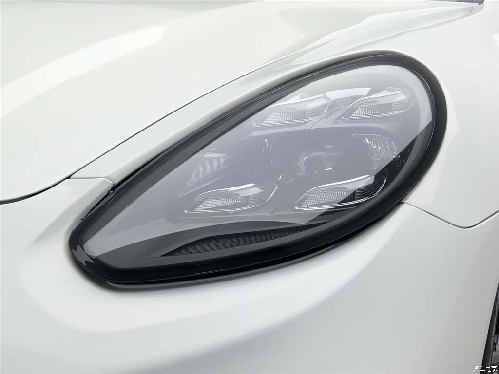 Porsche Panamera, 2011 7