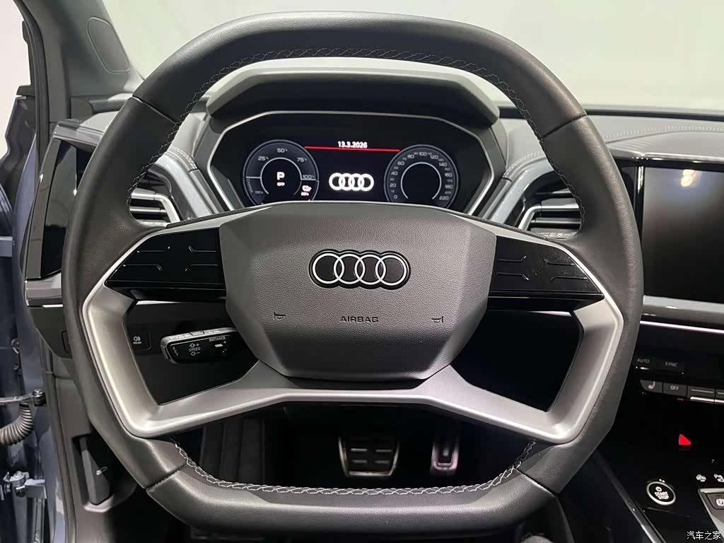 Audi Q4 e-tron, 2025 11