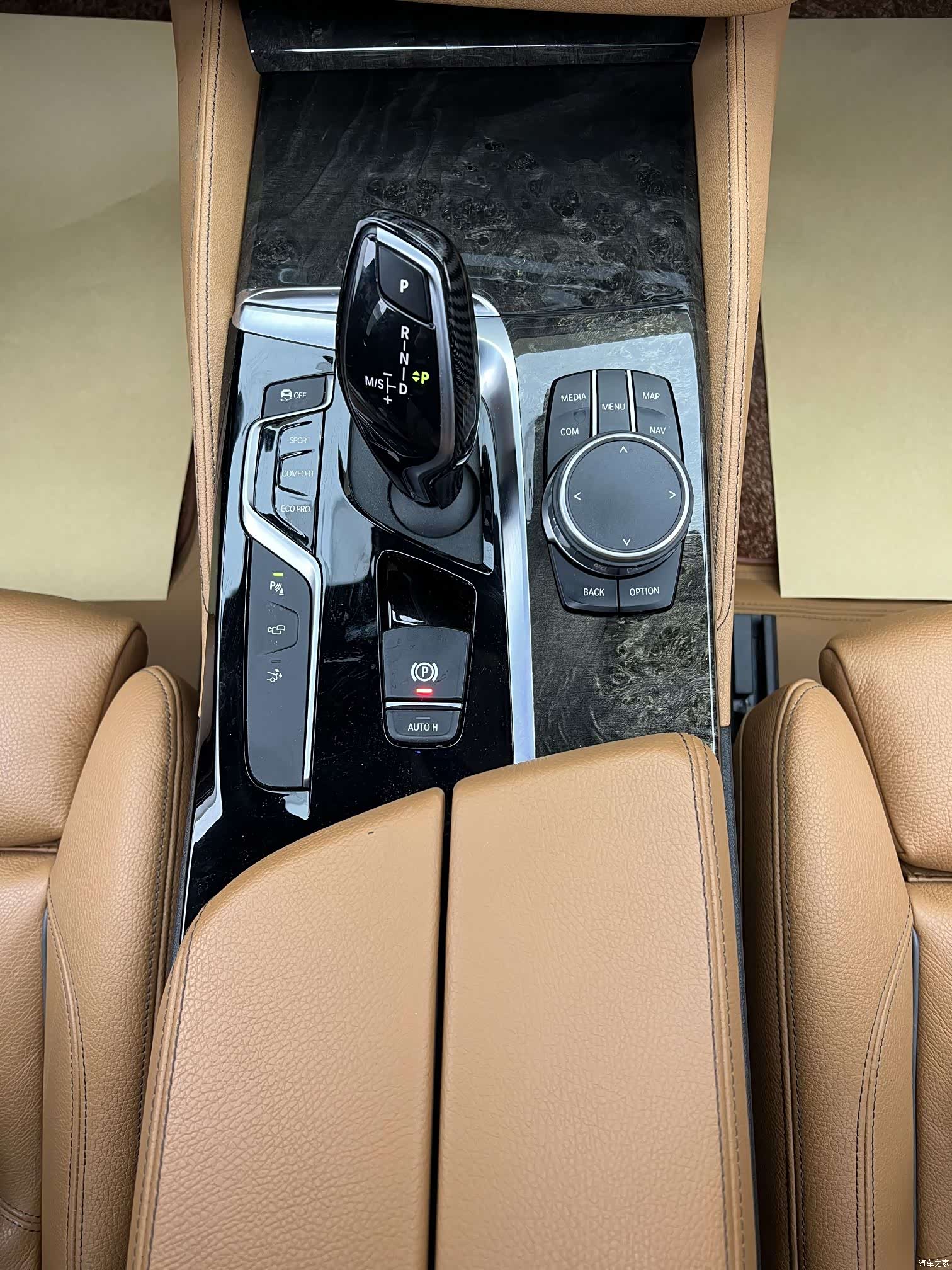 BMW 6 Series GT, 2019 25