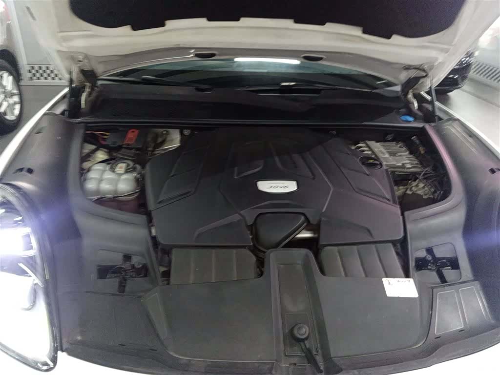 Porsche Cayenne, 2018 16
