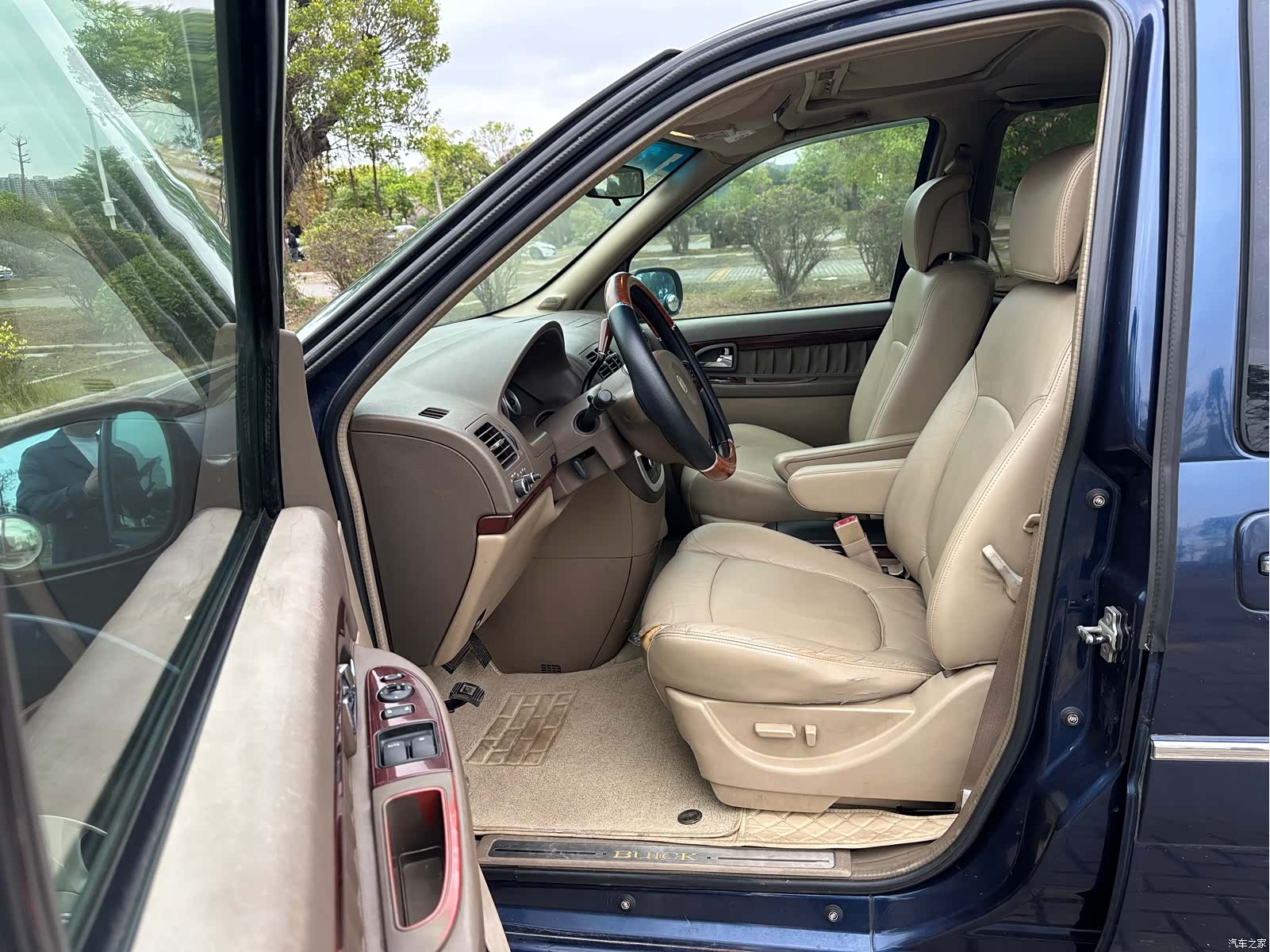 Buick GL8, 2007 7