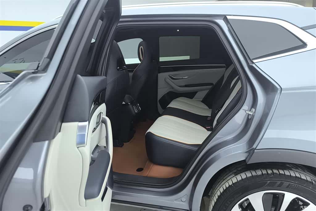 BYD Song, 2024 11