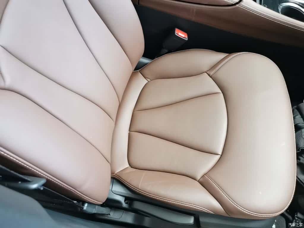 Buick Envision Plus, 2019 25