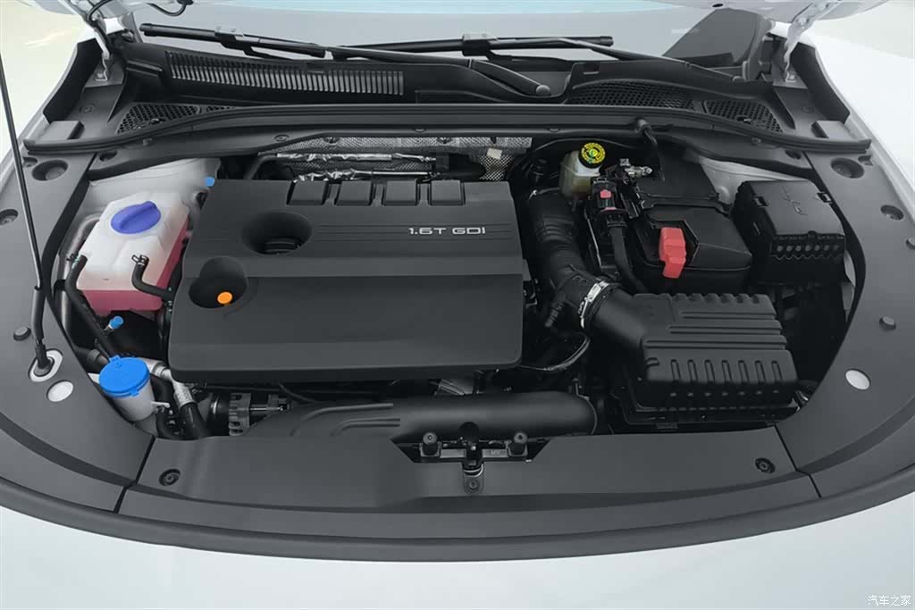 Chery Arrizo 8, 2025 10