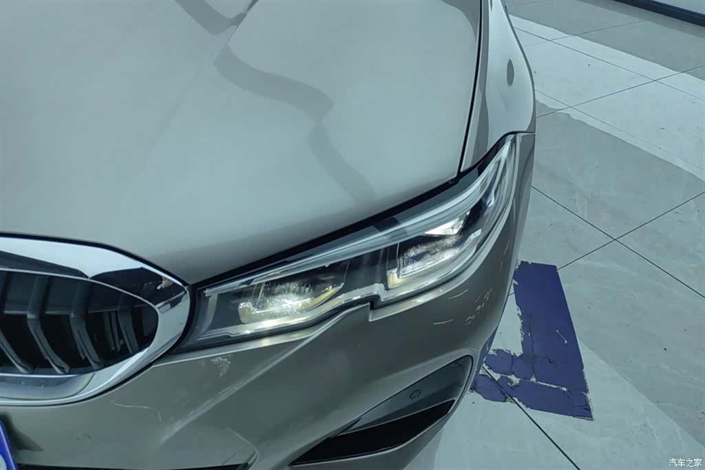BMW 3 Series, 2020 все фото