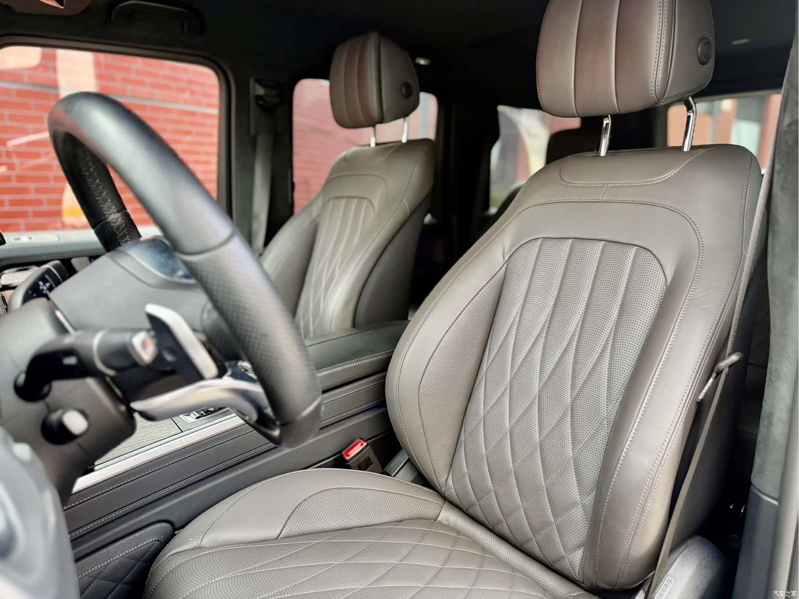 Mercedes-Benz G-Class, 2022 8