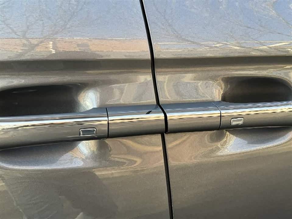 Roewe iMAX8 Roewe iMAX8