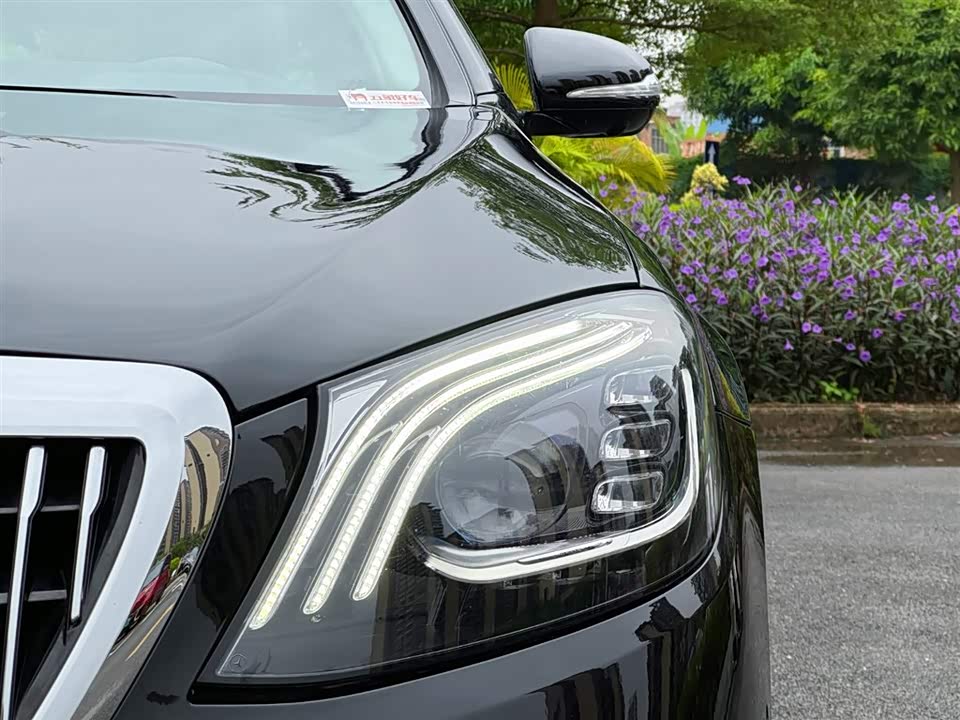 Mercedes-Benz Maybach S-class