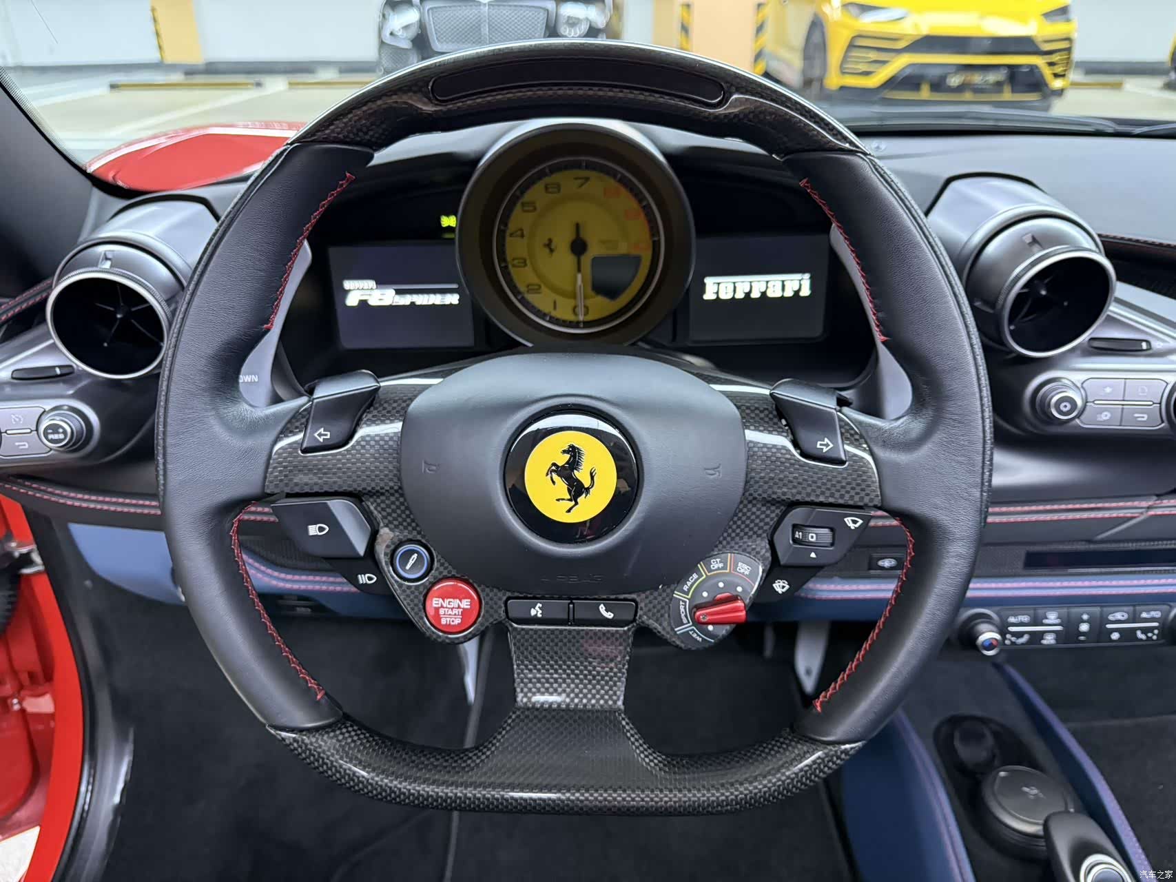 Ferrari F8, 2021 7