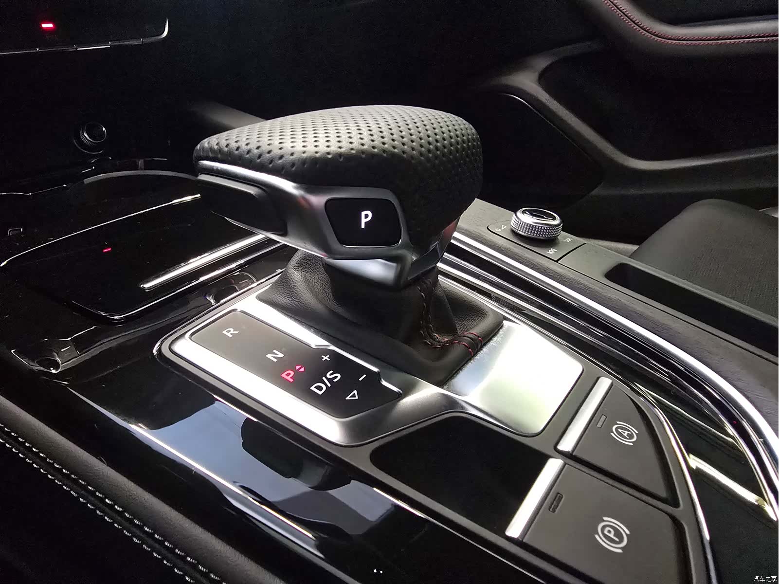 Audi A4L, 2025 8