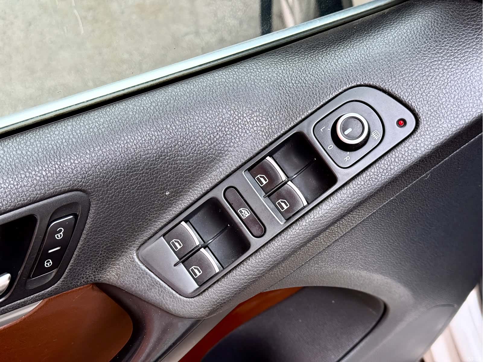 Volkswagen Tiguan, 2012 11