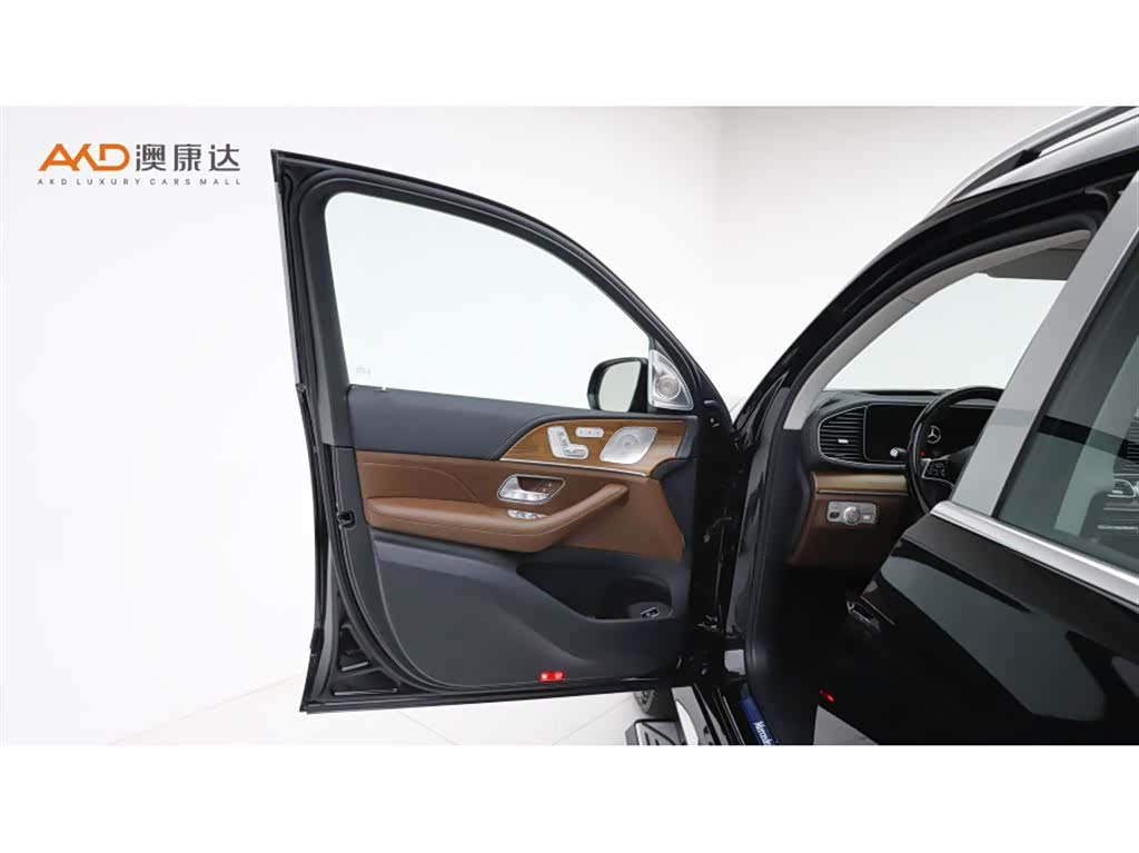 Mercedes-Benz GLS, 2024 11