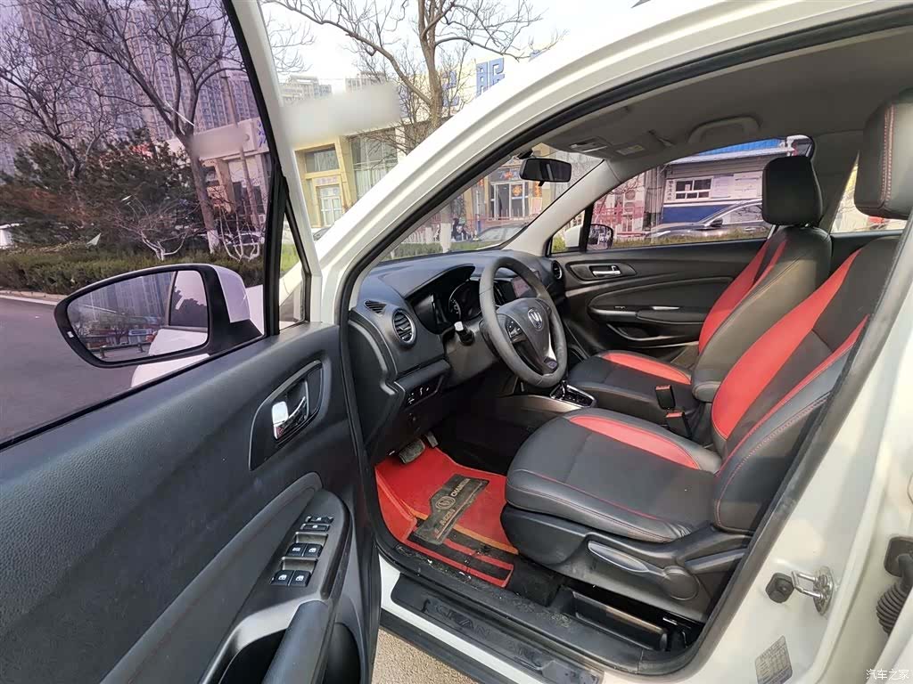 Changan CS15, 2017 17