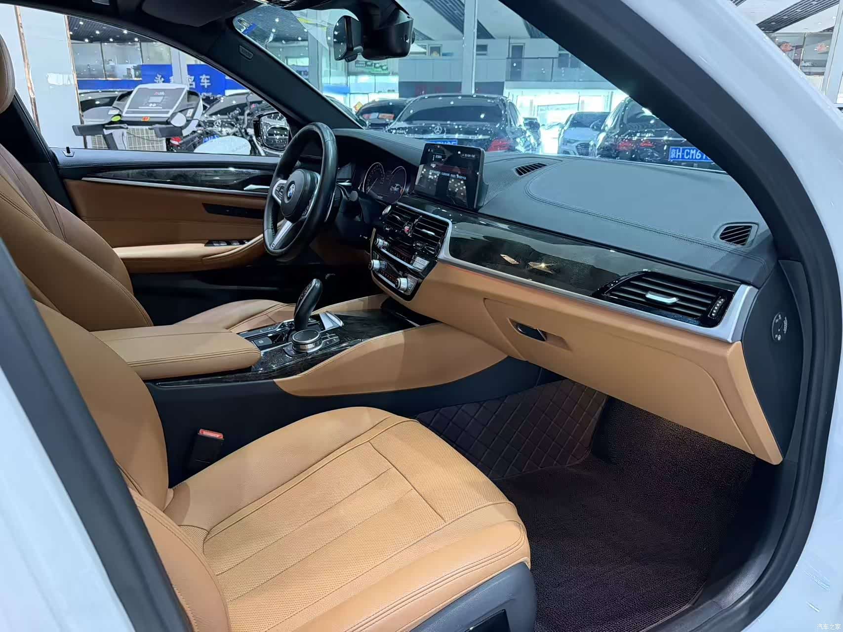 BMW 5 Series, 2018 9