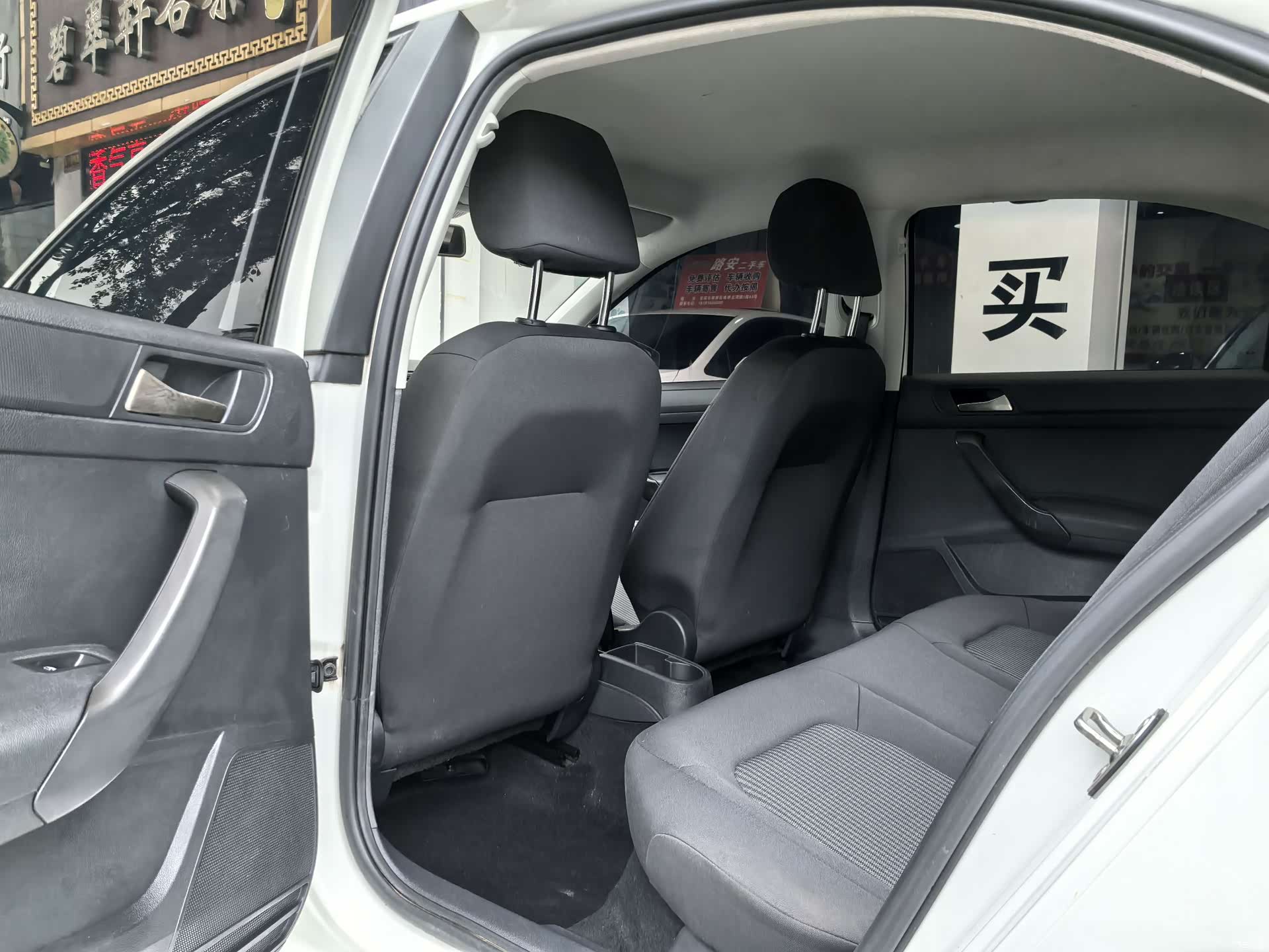Volkswagen Santana, 2018 11