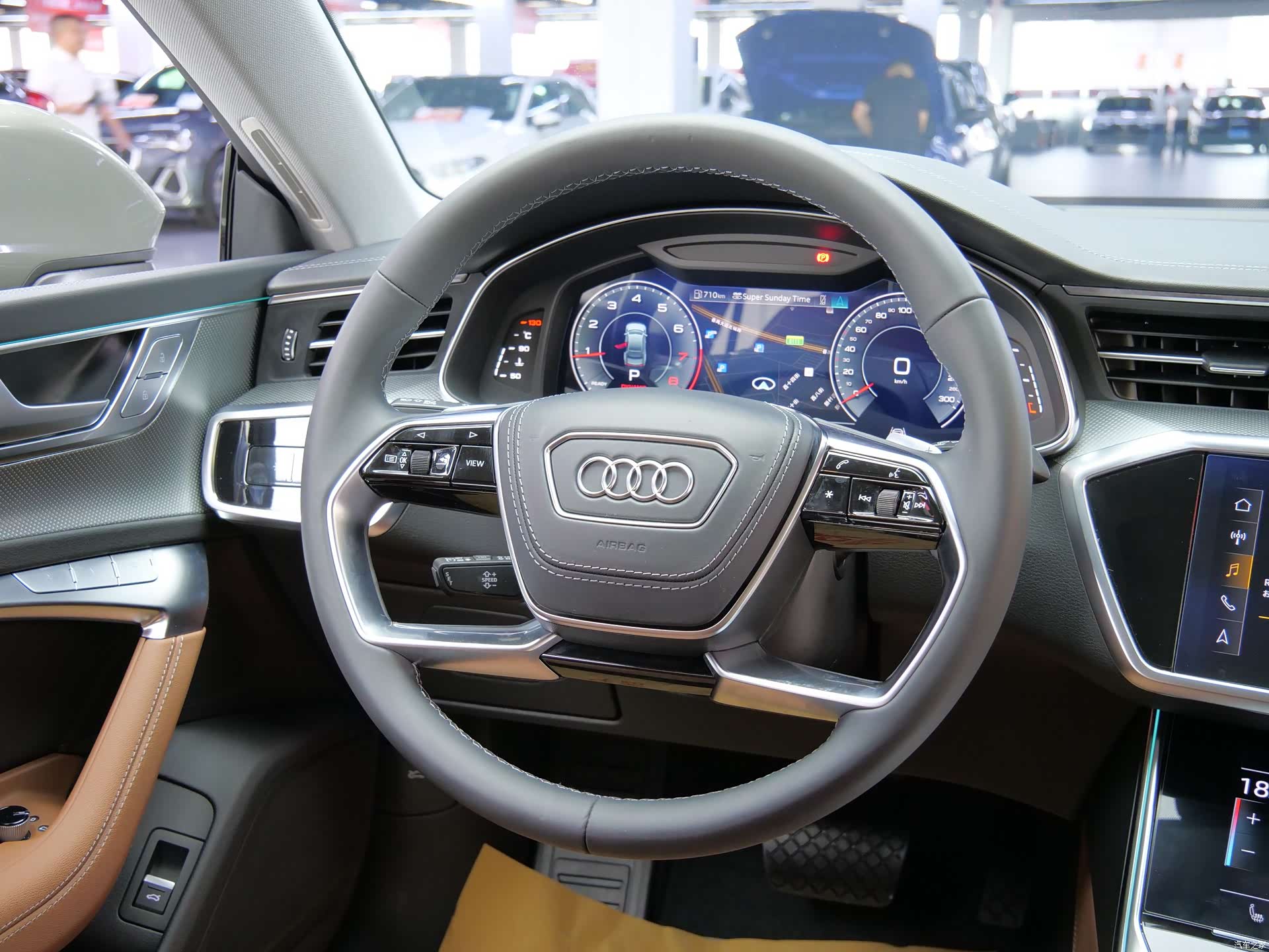 Audi A7L, 2024 14