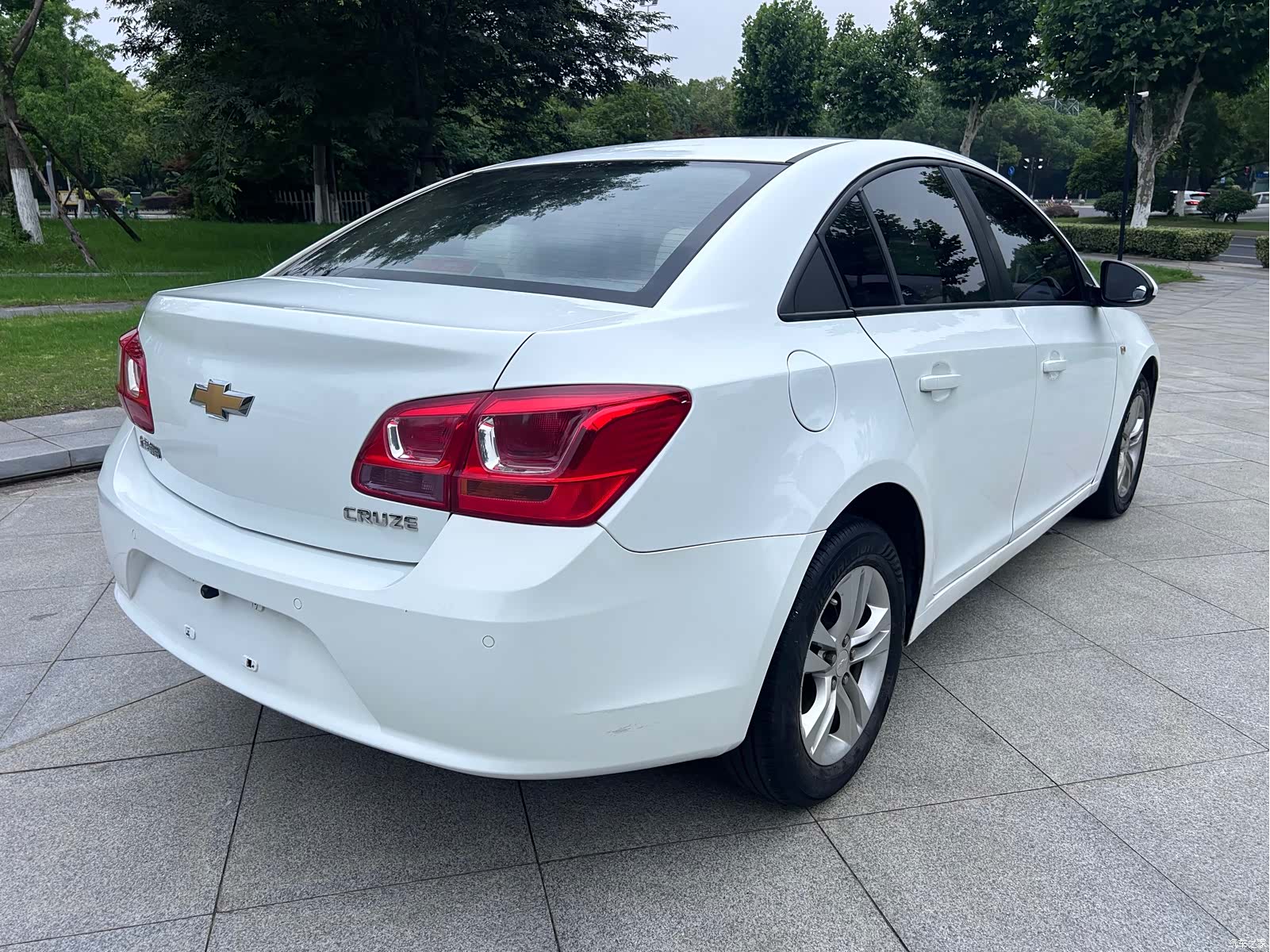 Chevrolet SE, 2015 3
