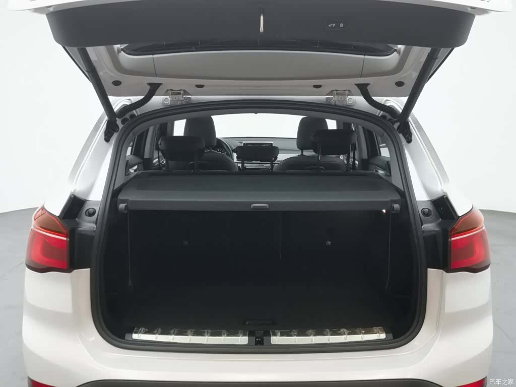 BMW X1, 2019 16