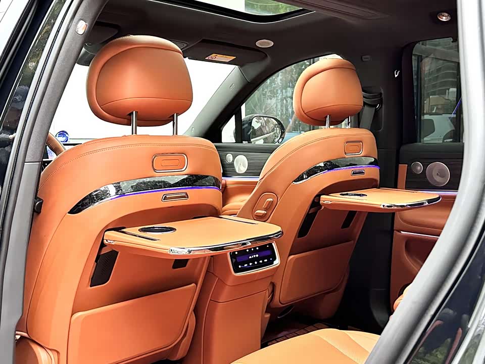 AITO Ask the world M9