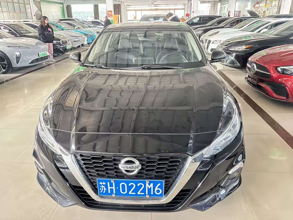 Nissan Teana