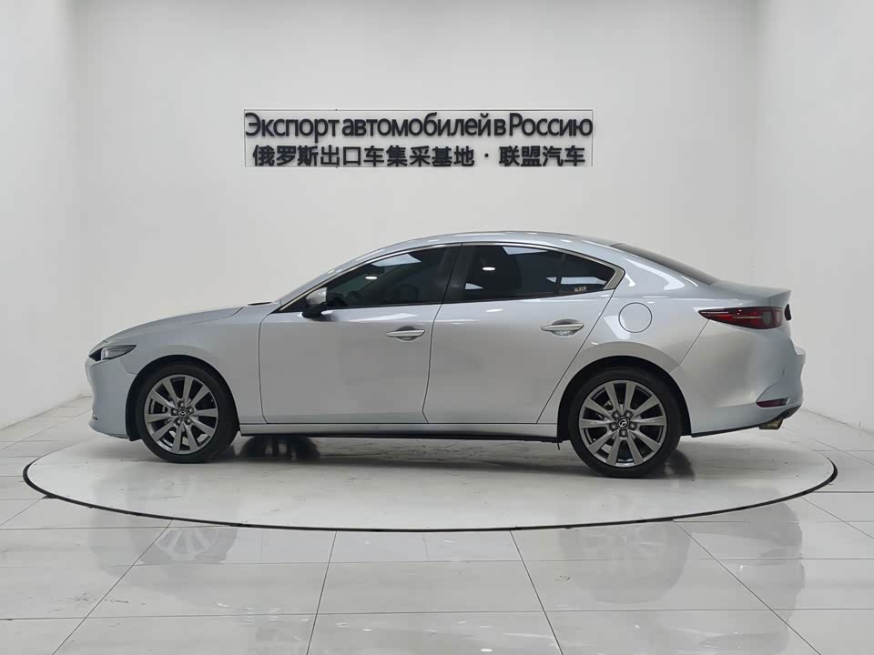 Mazda 3 Angkesaila