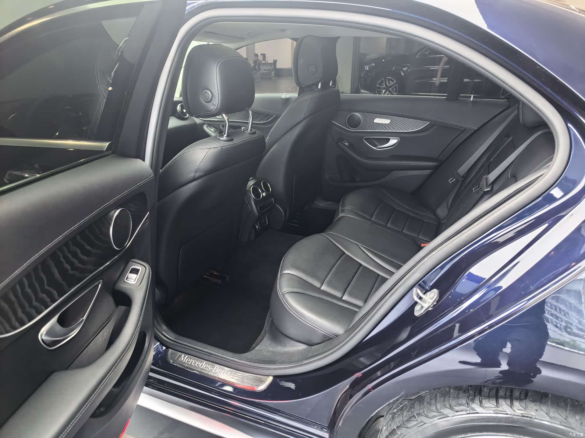 Mercedes-Benz C-Class, 2019 10