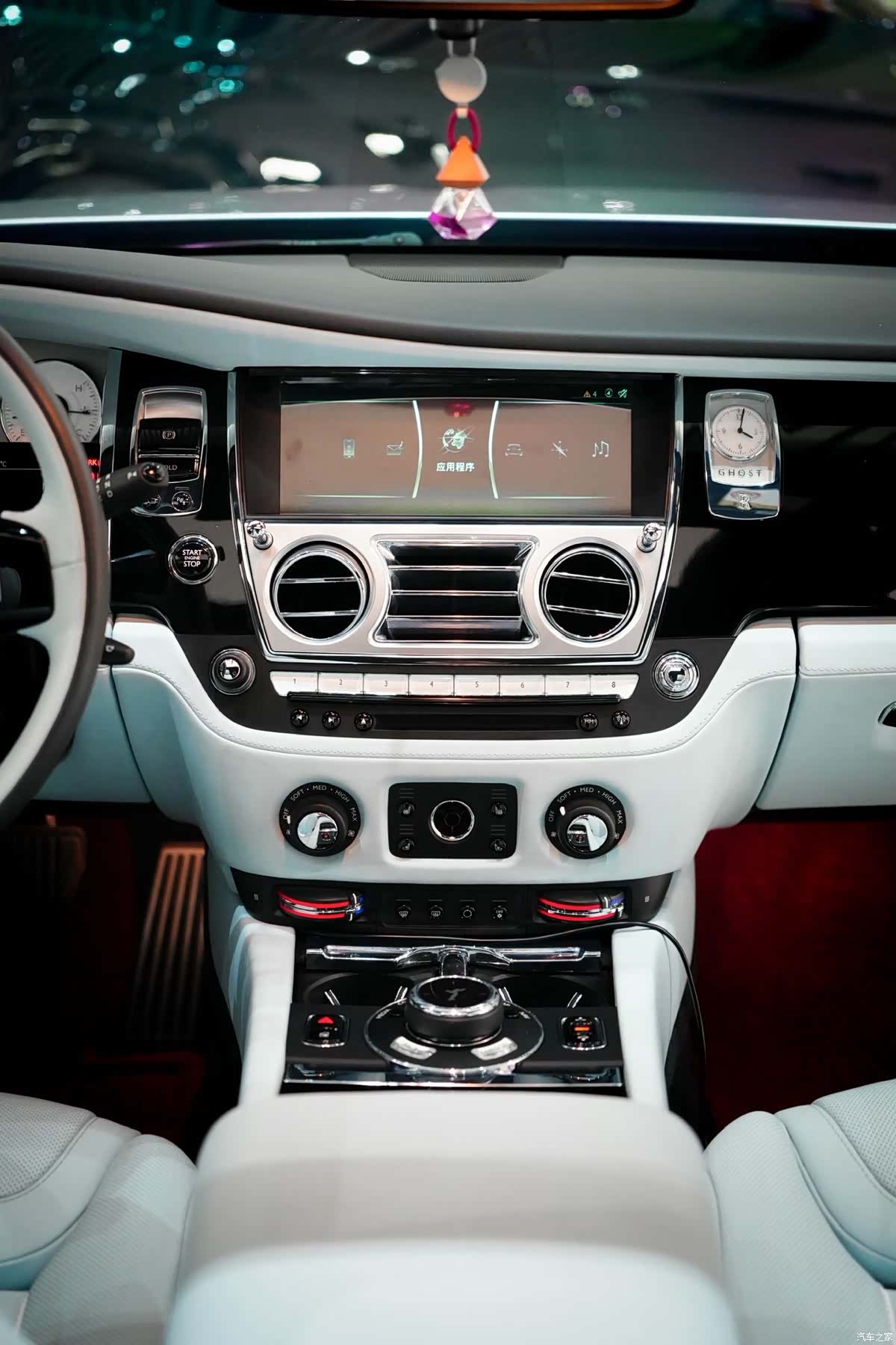 Rolls-Royce Ghost, 2019 22
