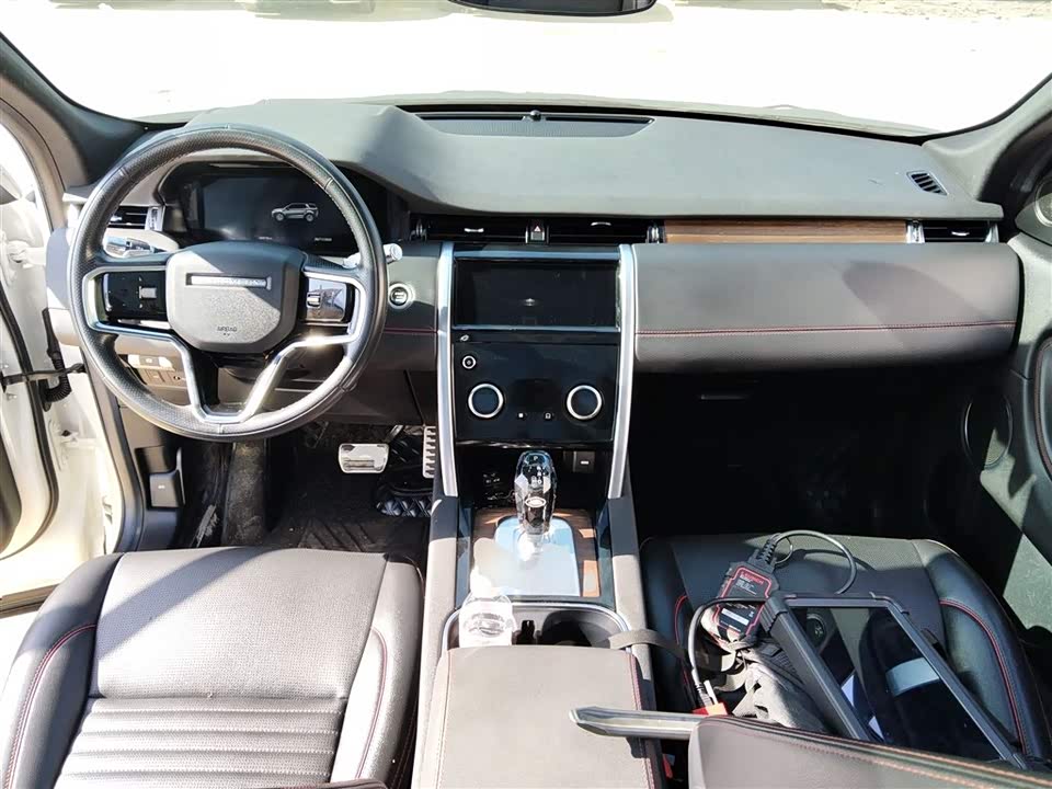 Land Rover Discover sports