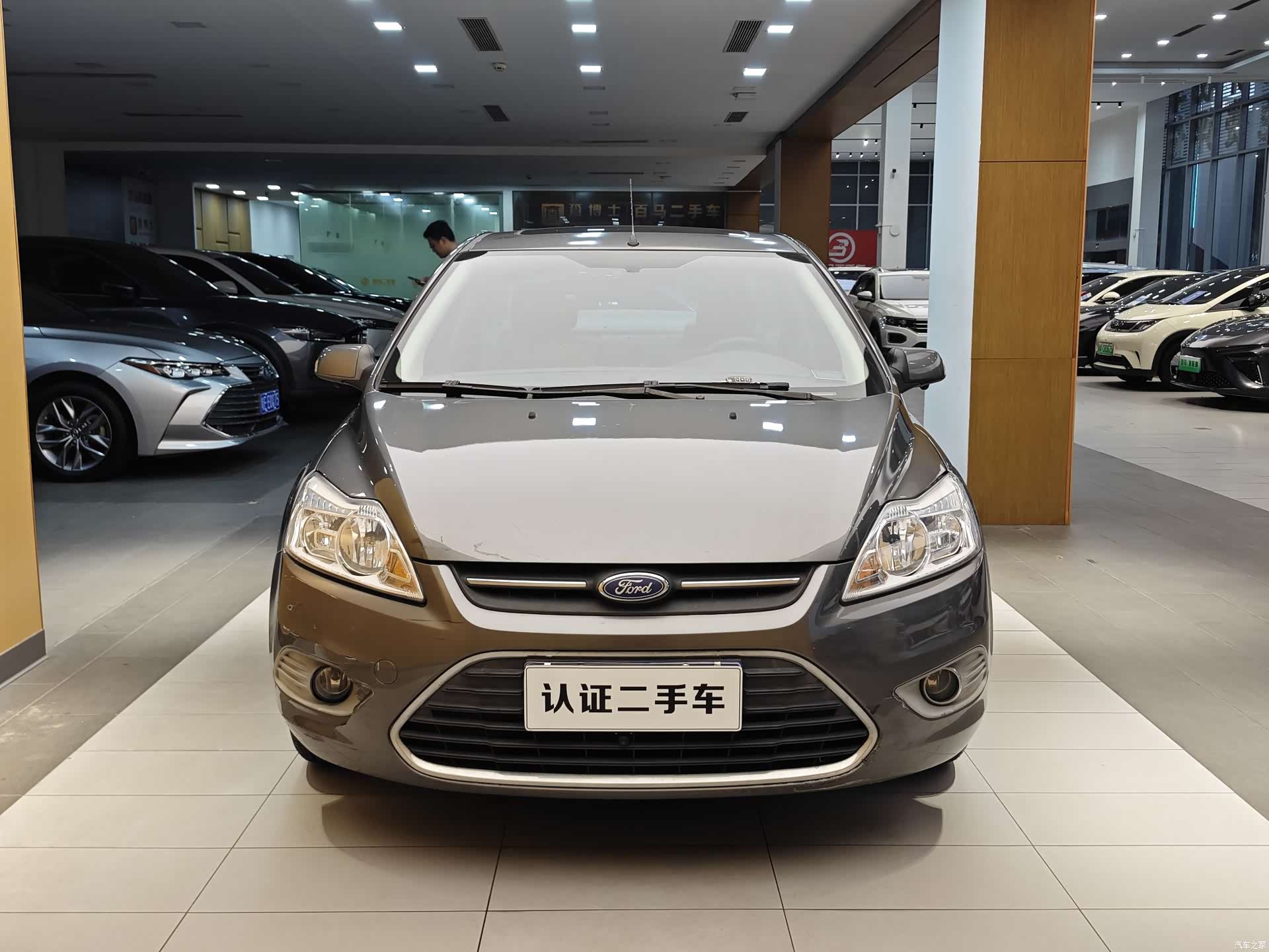 Ford Focus, 2014 3