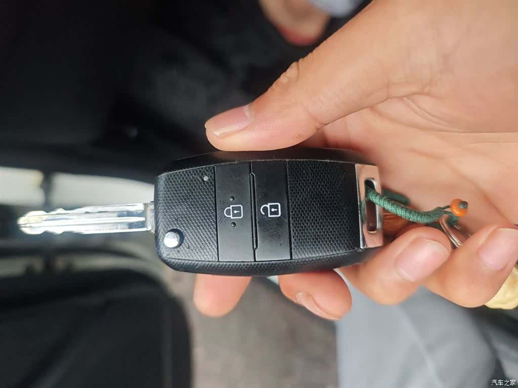 Kia KX3, 2016 12