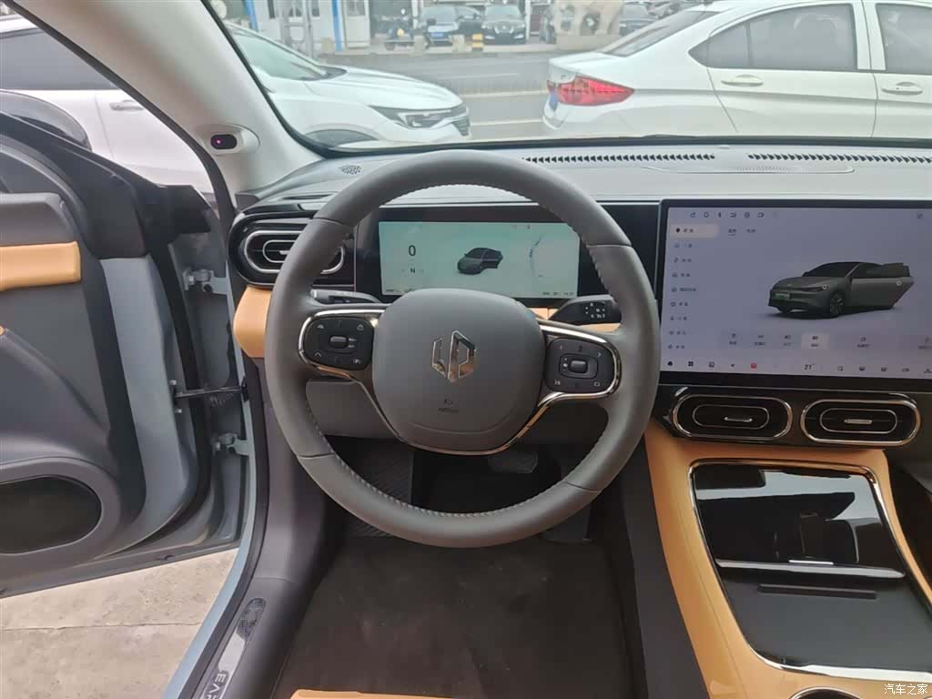 Leapmotor C01, 2024 11