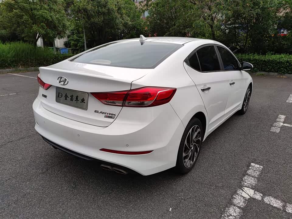 Hyundai Lead Hyundai Lead