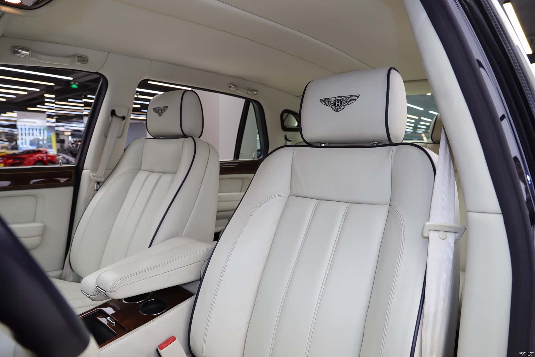 Bentley RL, 2009 6