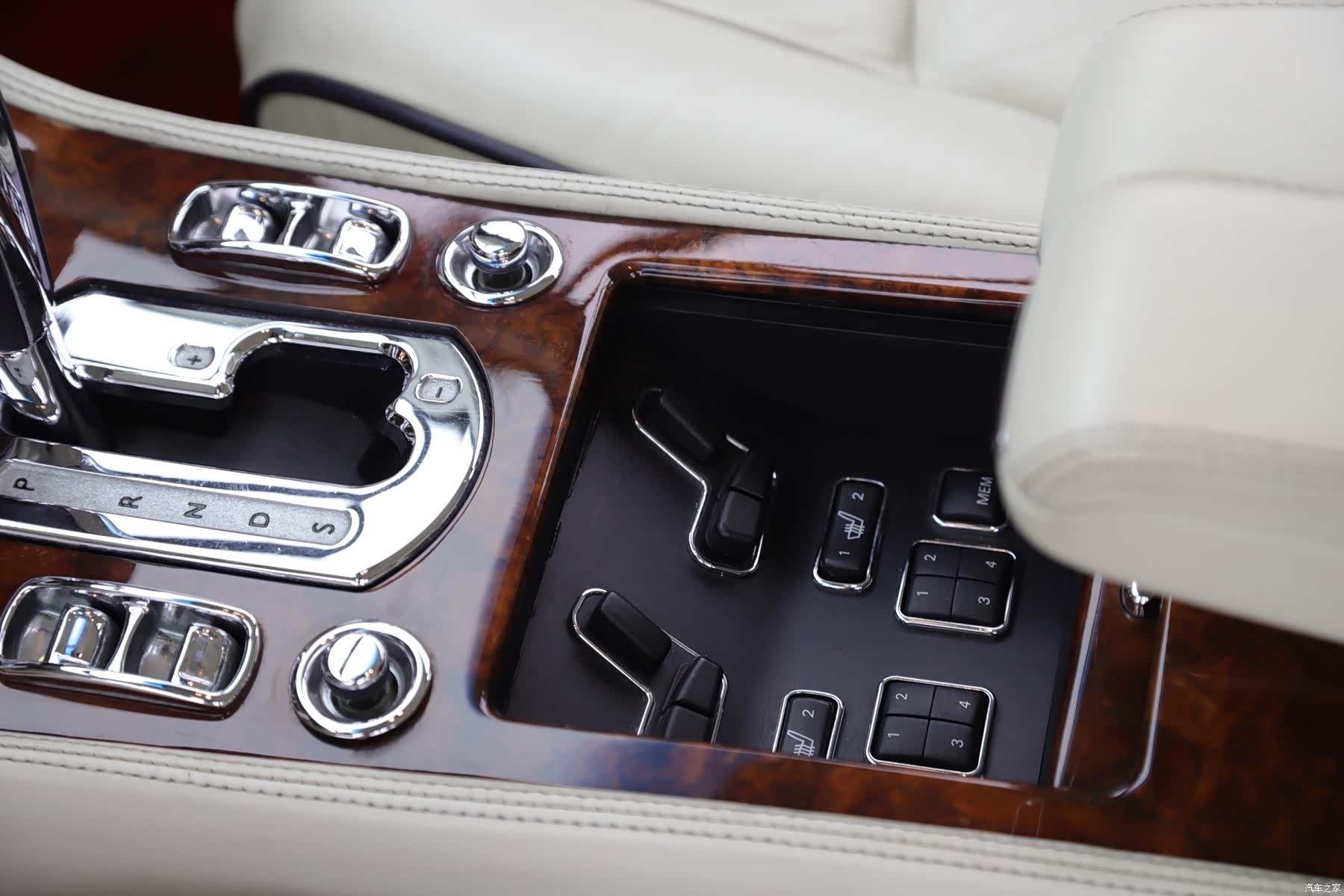 Bentley RL, 2009 13