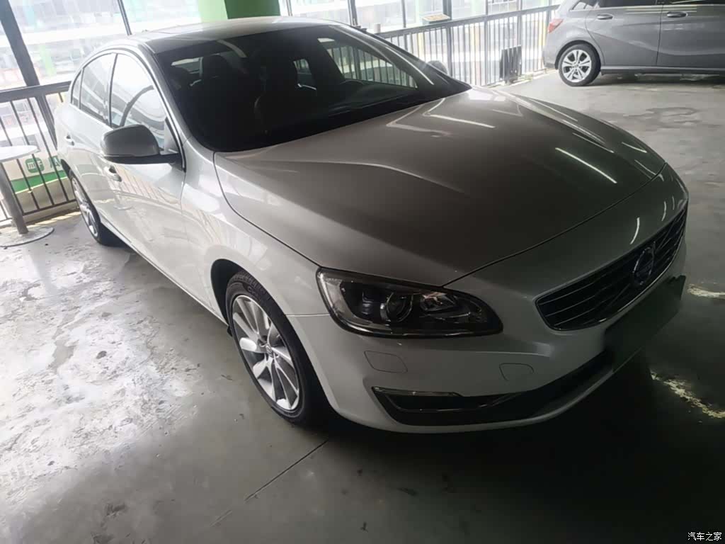 Volvo S60, 2016 4