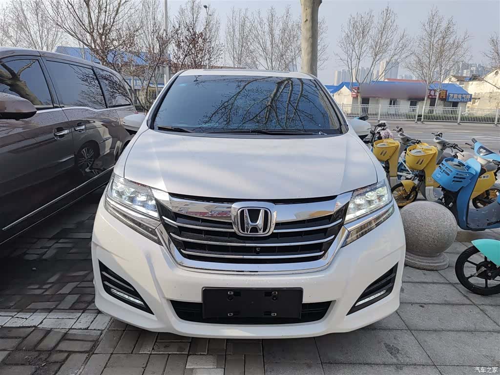 Honda Elysion, 2018 3
