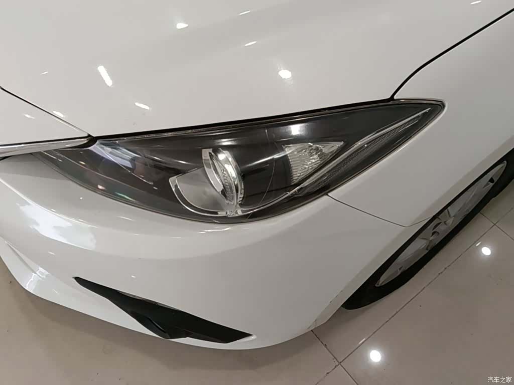 Mazda Mazda3, 2016 18