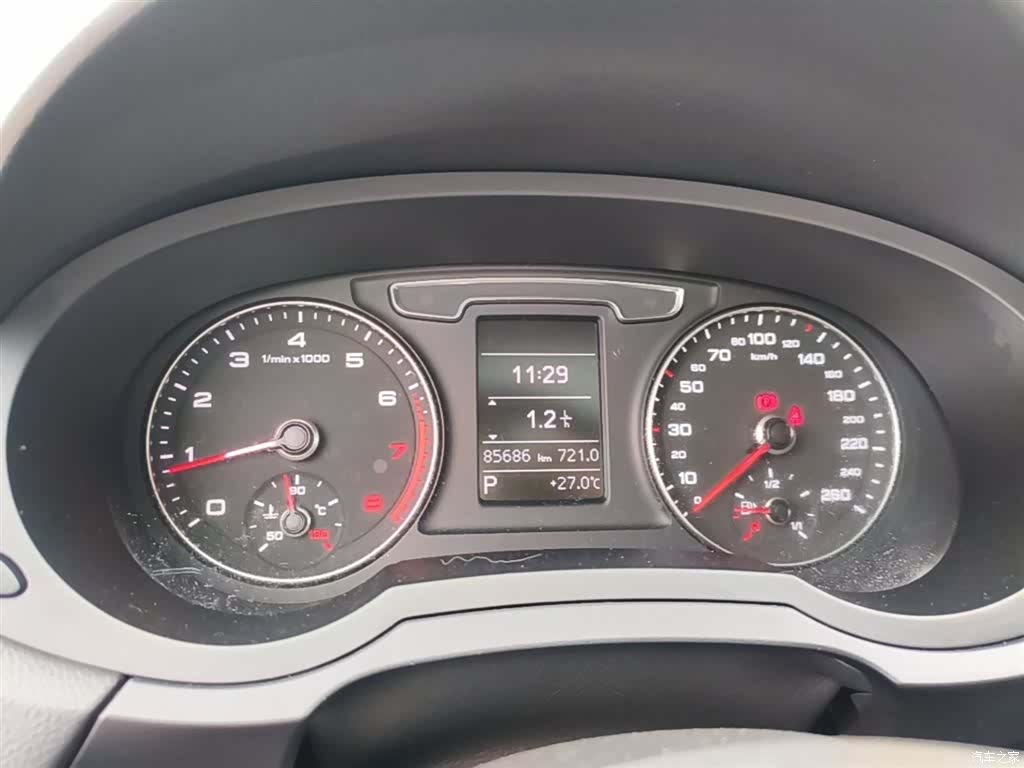 Audi Q3, 2019 12
