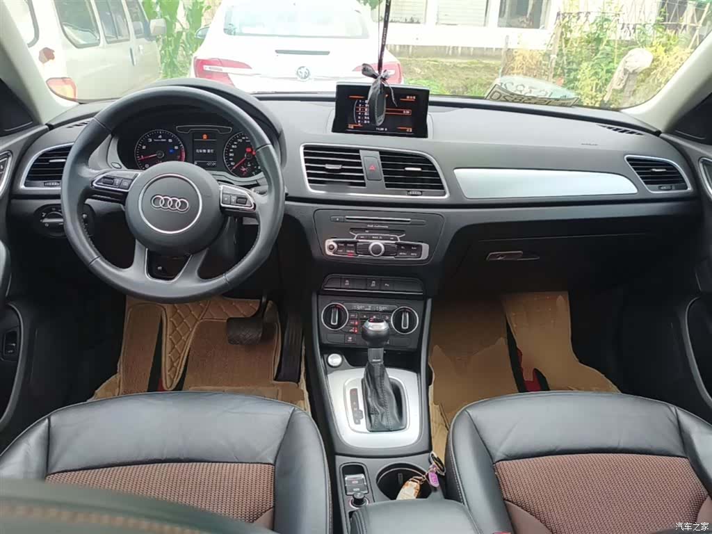 Audi Q3, 2019 10