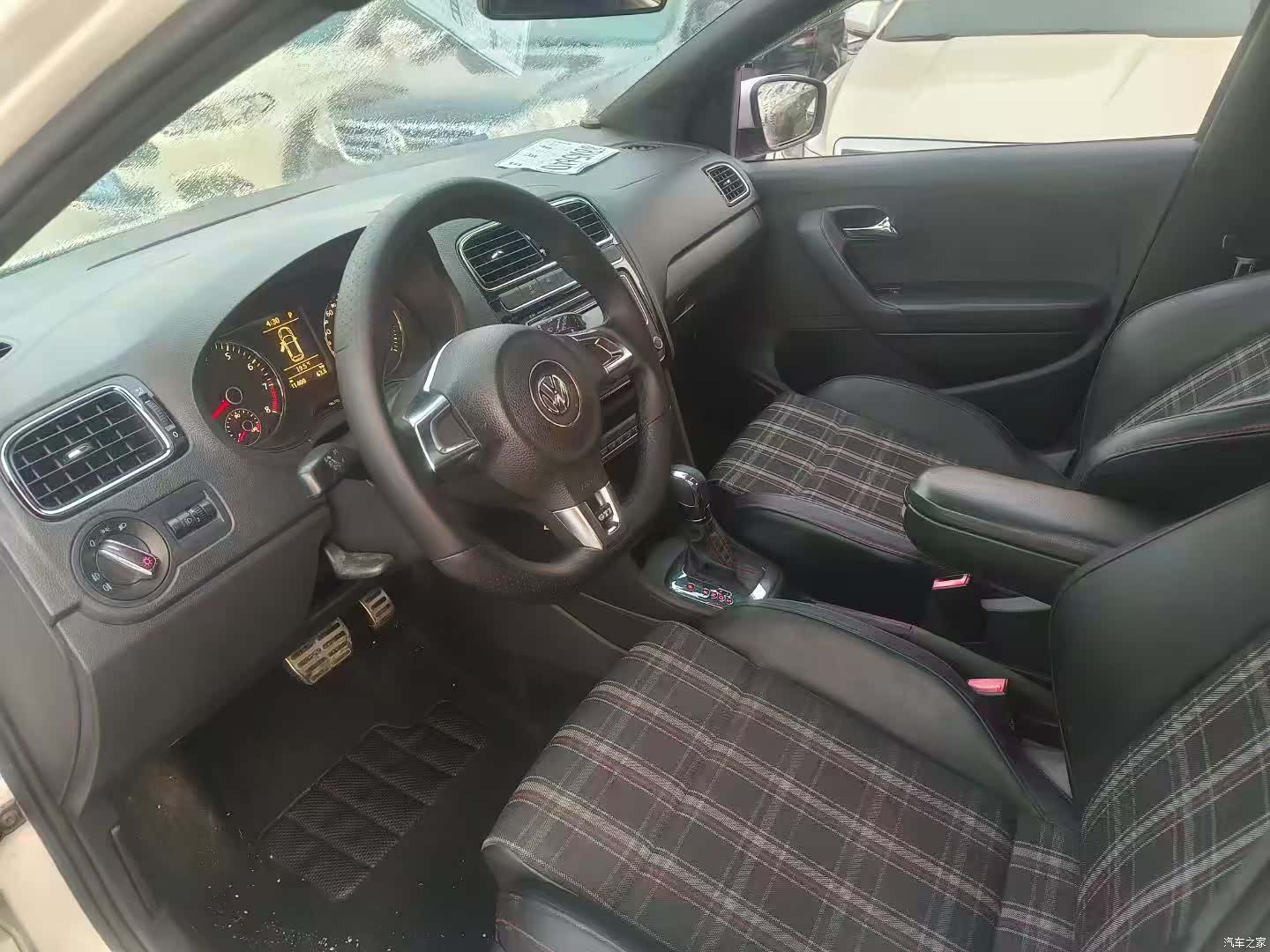 Volkswagen Polo, 2014 4