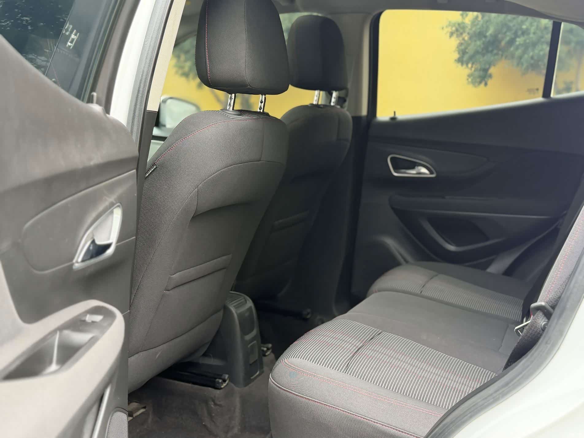 Buick Encore, 2015 6