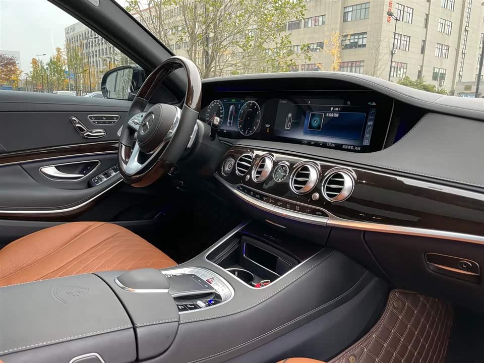 Mercedes-Benz Maybach S-class